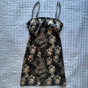 LIKE NEW Urban Outfitters mini dress 🐲🐉